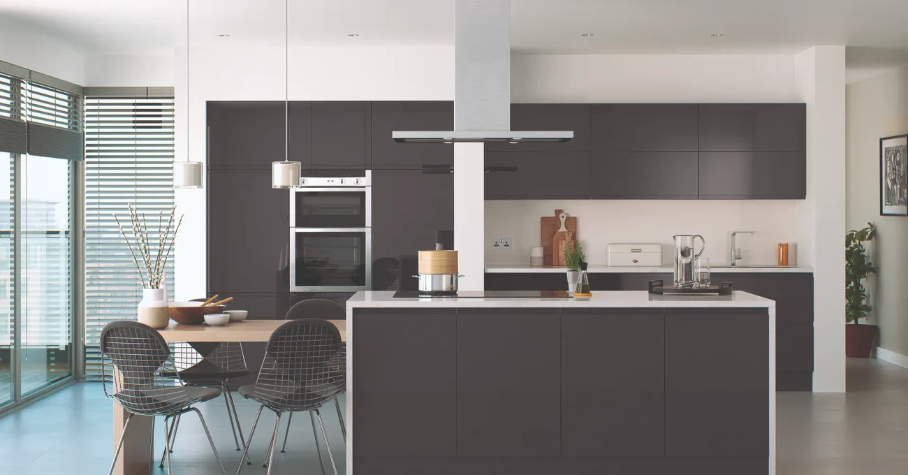 Lugano-Gloss-LUCENTE GLOSS ANTHRACITE_MAIN